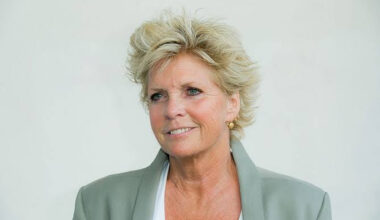 meredith baxter net worth